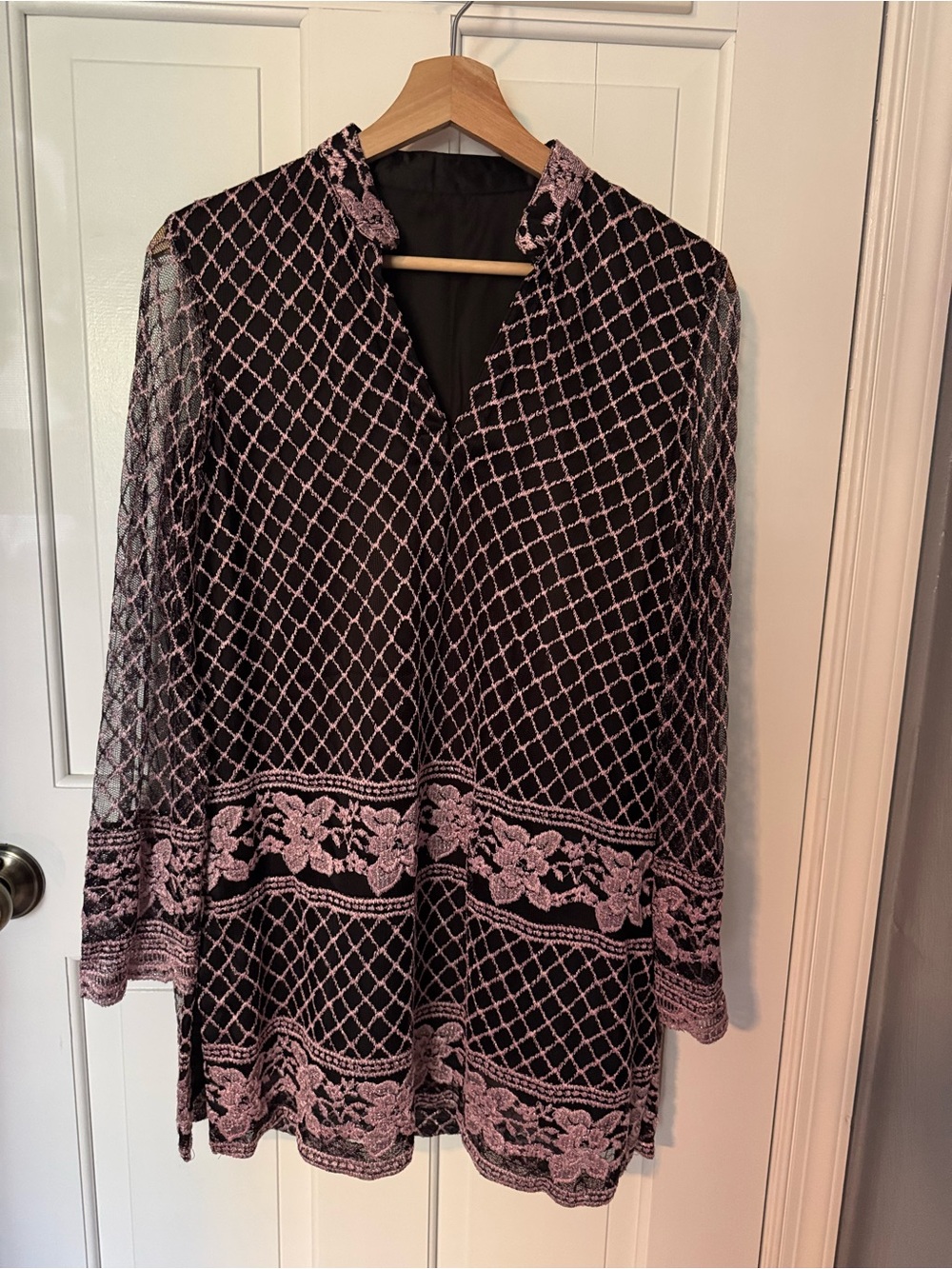 Vintage Elegant Black Dress/Tunic with Pink Lace Overlay Fits M-L